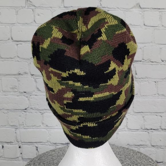 ULTRA BRIGHT LED HAT | camo removable LED headlamp beanie hat - Picture 4 of 8